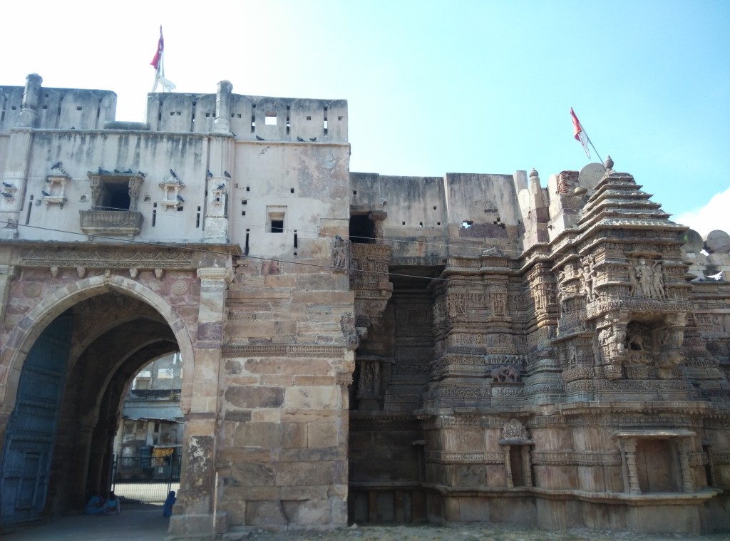 The eastern gate of Dabhoi Fort